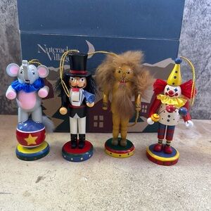 Vintage Nutcracker Village Circus Nutcracker Ornament Set 1994